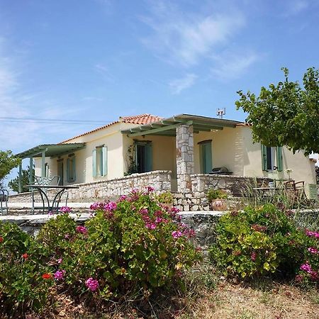 Kalimera House Karavás Exteriör bild
