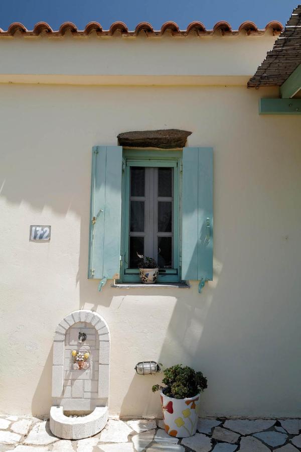 Kalimera House Karavás Exteriör bild